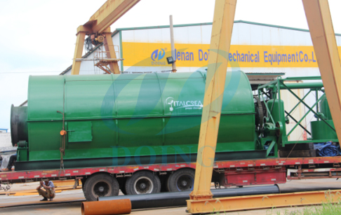 Entrega  Planta de capacidad de 10tons de pirólisis  residuos de plástico a aceite combustible a Italia