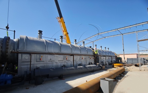 Instalación exitosa de un equipo de pirólisis de lodos de petróleo de 50 toneladas en China